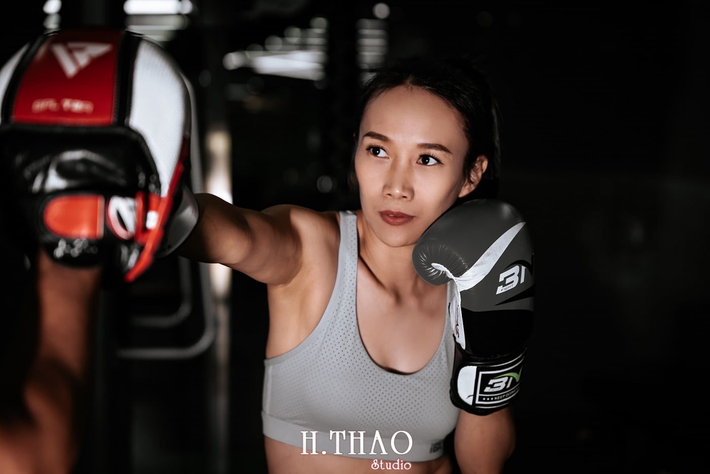 Anh chi Ngoc 33 min - Góc ảnh cô gái mạnh mẽ yêu thích Boxing - HThao Studio