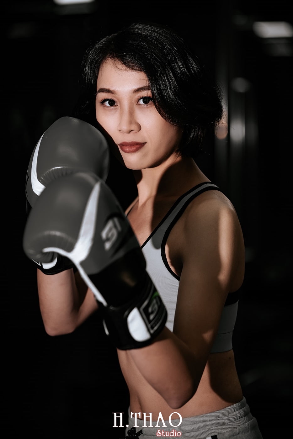 Anh chi Ngoc 27 min - Góc ảnh cô gái mạnh mẽ yêu thích Boxing - HThao Studio
