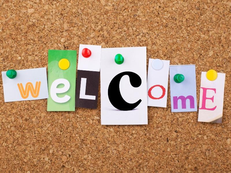 Hình ảnh lời chào tràn đầy khát vọng, sức sống