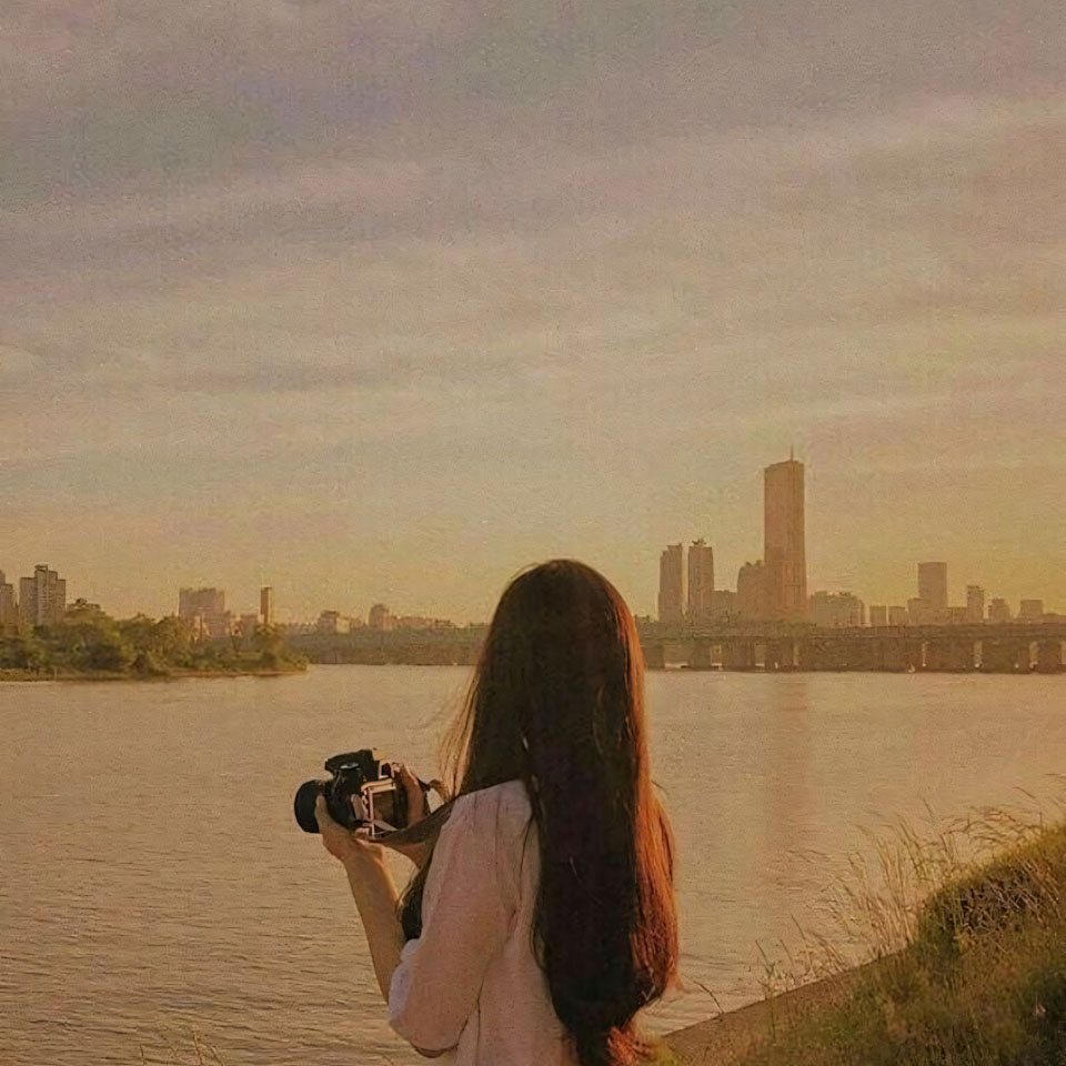 Anh co gai buon che mat 960px 960px avatar 6