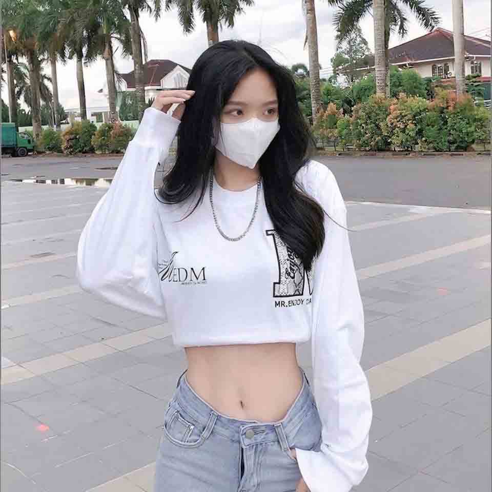 Anh co gai buon tam trang 960px 960px avatar 1