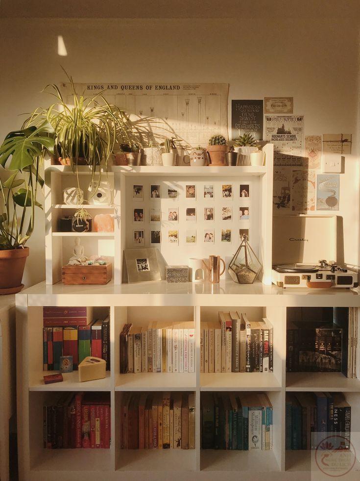 Một bộ ảnh lưu giữ hình ảnh giá sách đẹp có thể khơi nguồn cảm hứng sáng tạo