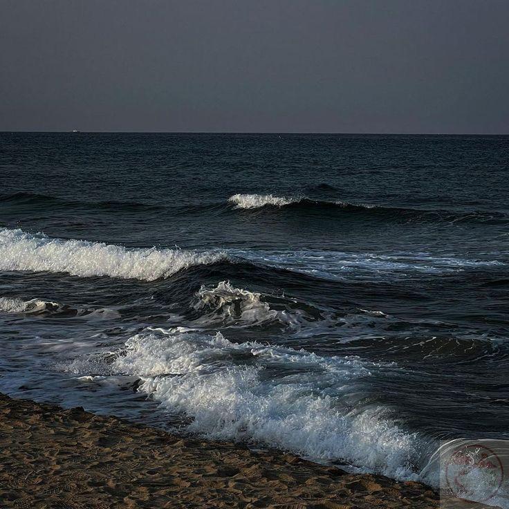 Buồn ảnh sóng biển chill