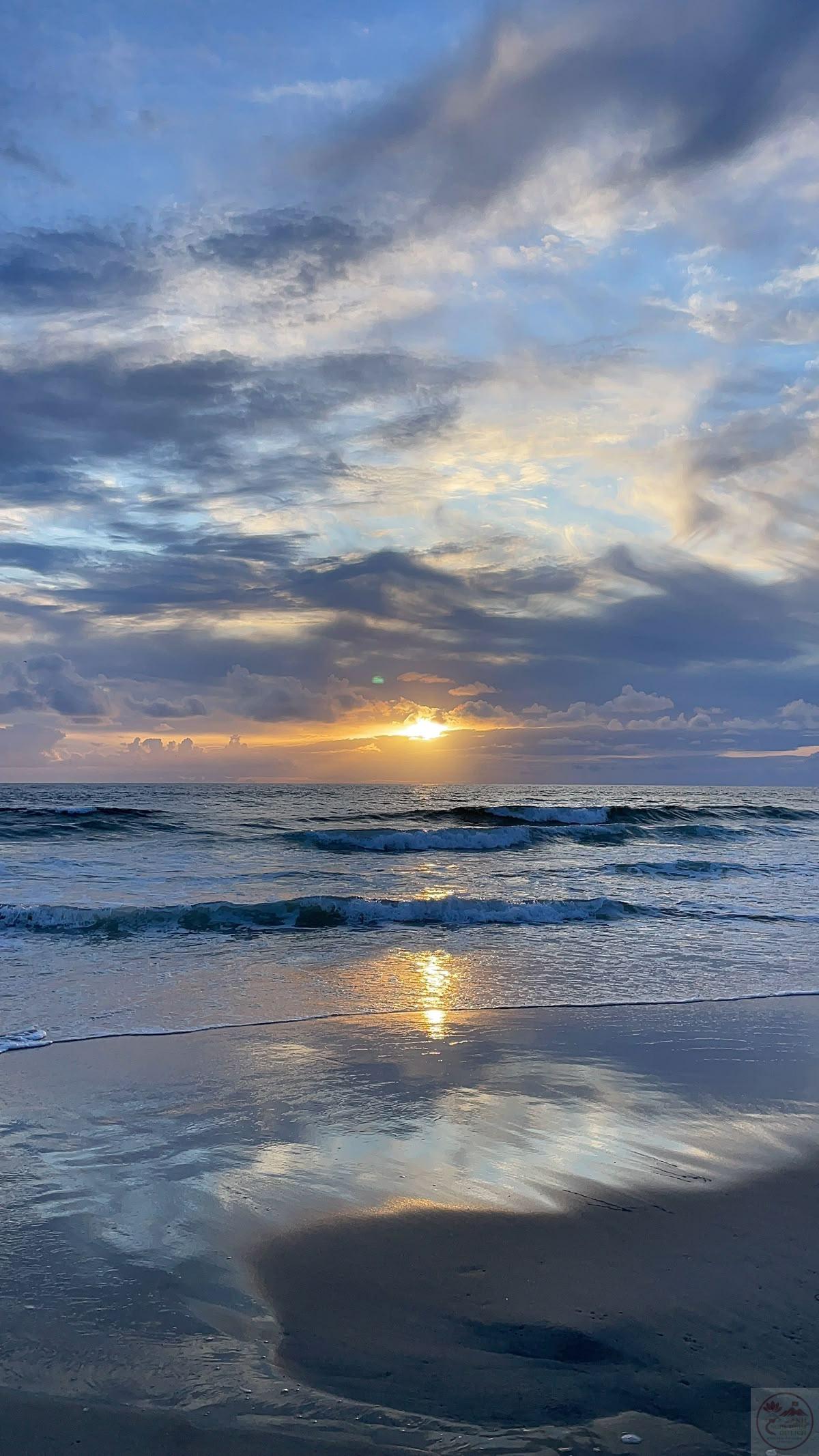 Ai cũng cần những phút giây bình yên để quên đi bao muộn phiền