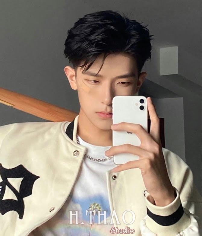 Chup anh goc mat nam truoc guong - Gợi ý #15 cách tạo dáng chụp ảnh trước gương dành cho nam và nữ đẹp xuất sắc nhất