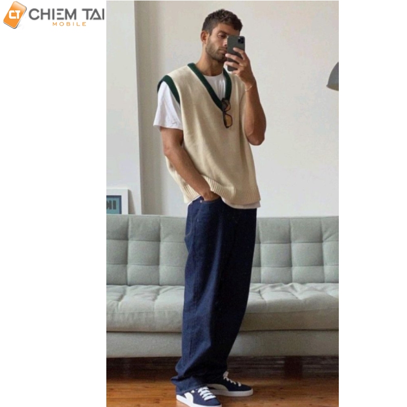 Chụp toàn thân trước gương