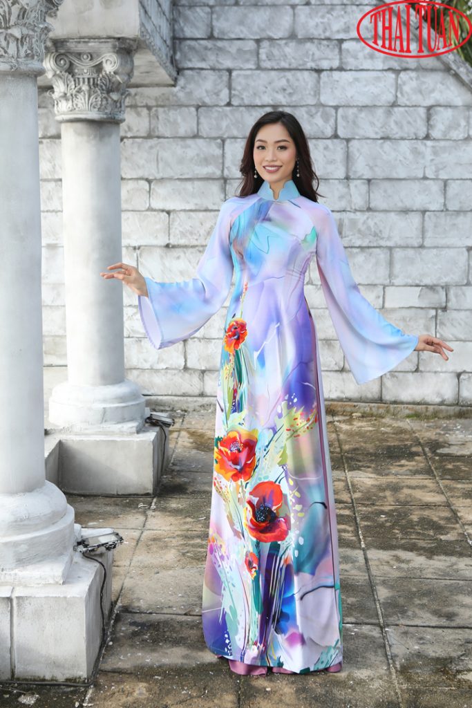 áo dài cổ cao tay loe đẹp độc đáo