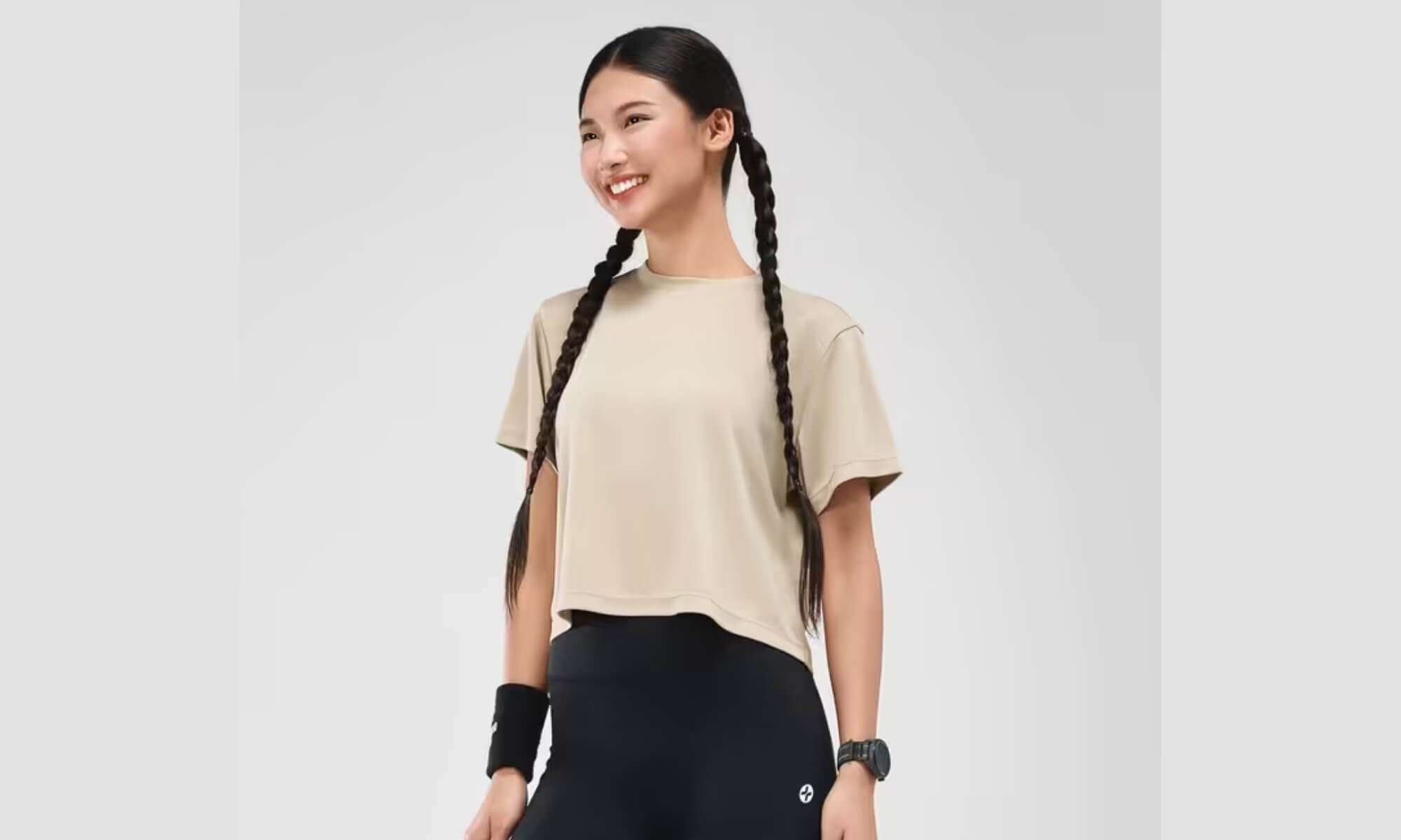Áo thể thao nữ Essential Cropped Tee mang đến cảm giác thoải mái, thoáng khí cho mọi buổi tập