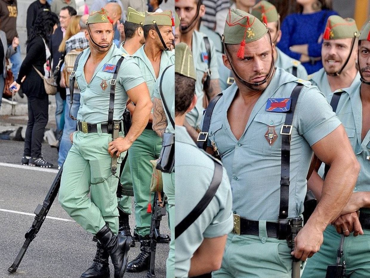 Lính TBN mặc áo hở ngực, cơ bắp cuồn cuộn chống Covid-19