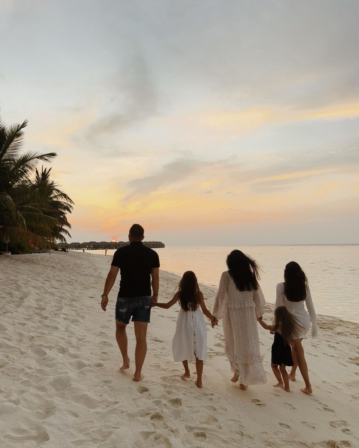 Hạnh phúc nằm gọn trong bức hình này