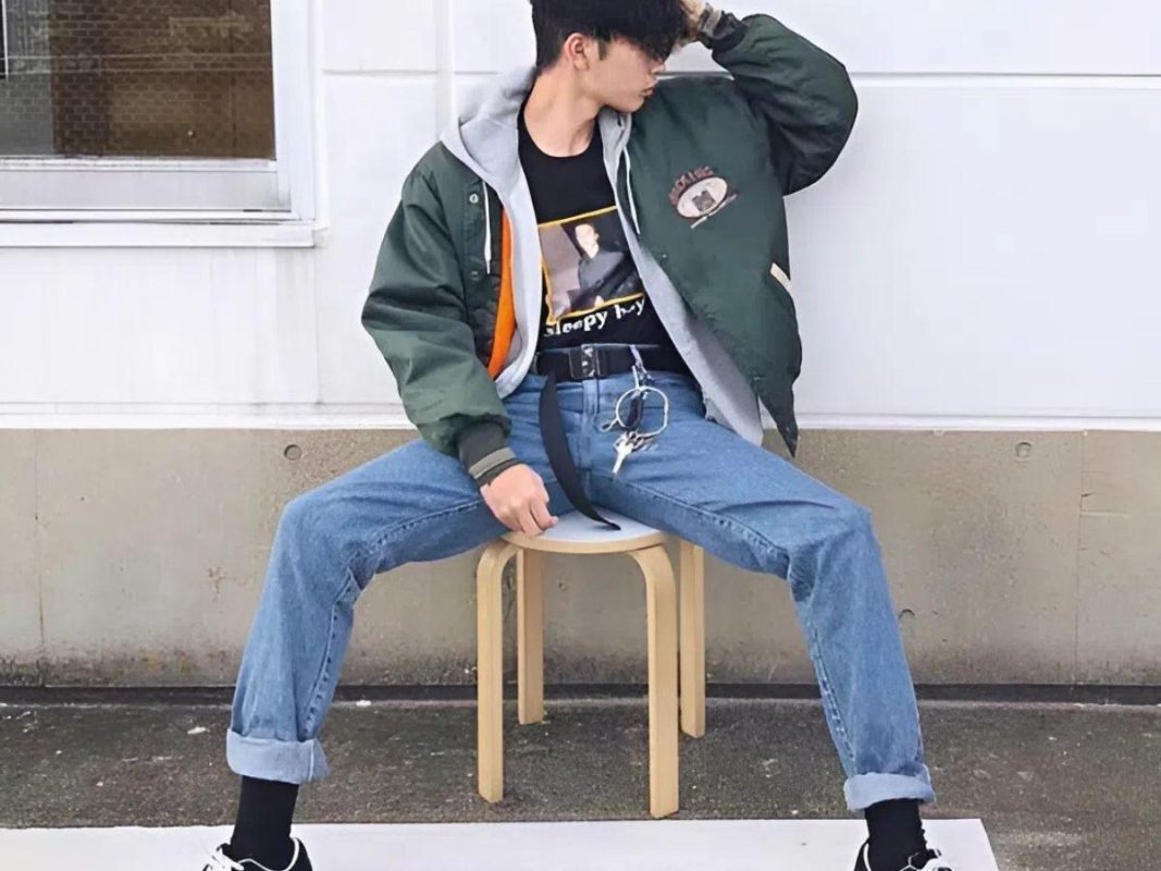 Tổng Hợp 10 Cách Phối Đồ Với Quần Baggy Jeans Nam Cá Tính, Năng Động
