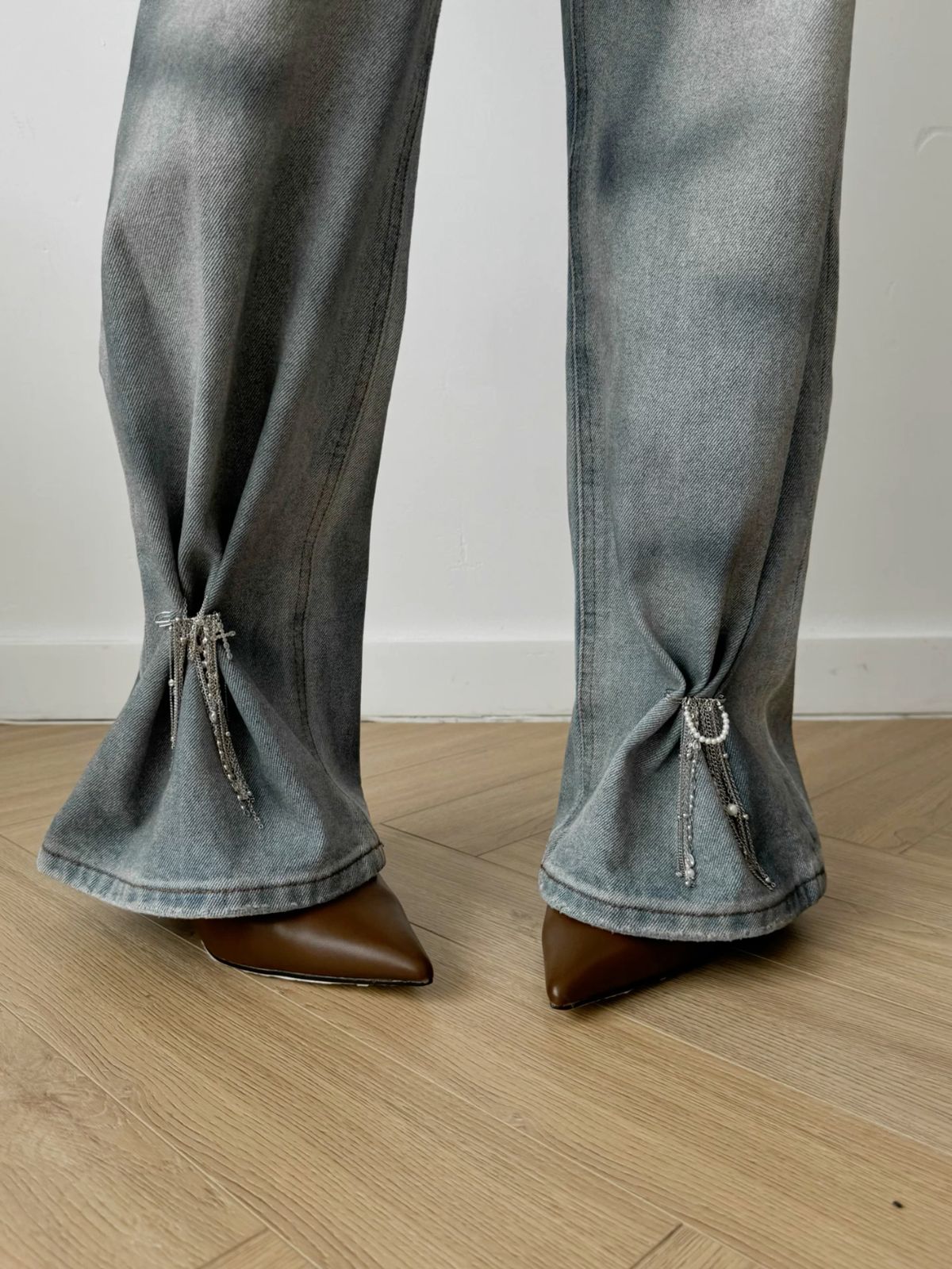 quần phối ghim cài phong cách