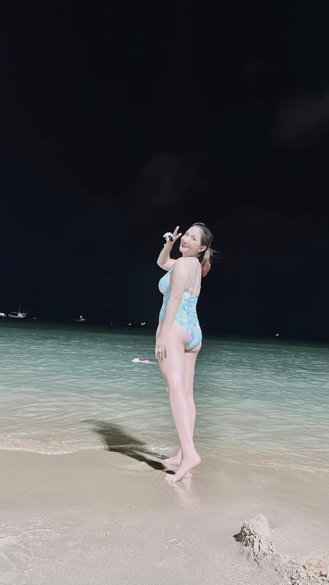 MC Cát Tường liên tục diện bikini khoe dáng, tự tin đăng ảnh không chỉnh sửa - 3