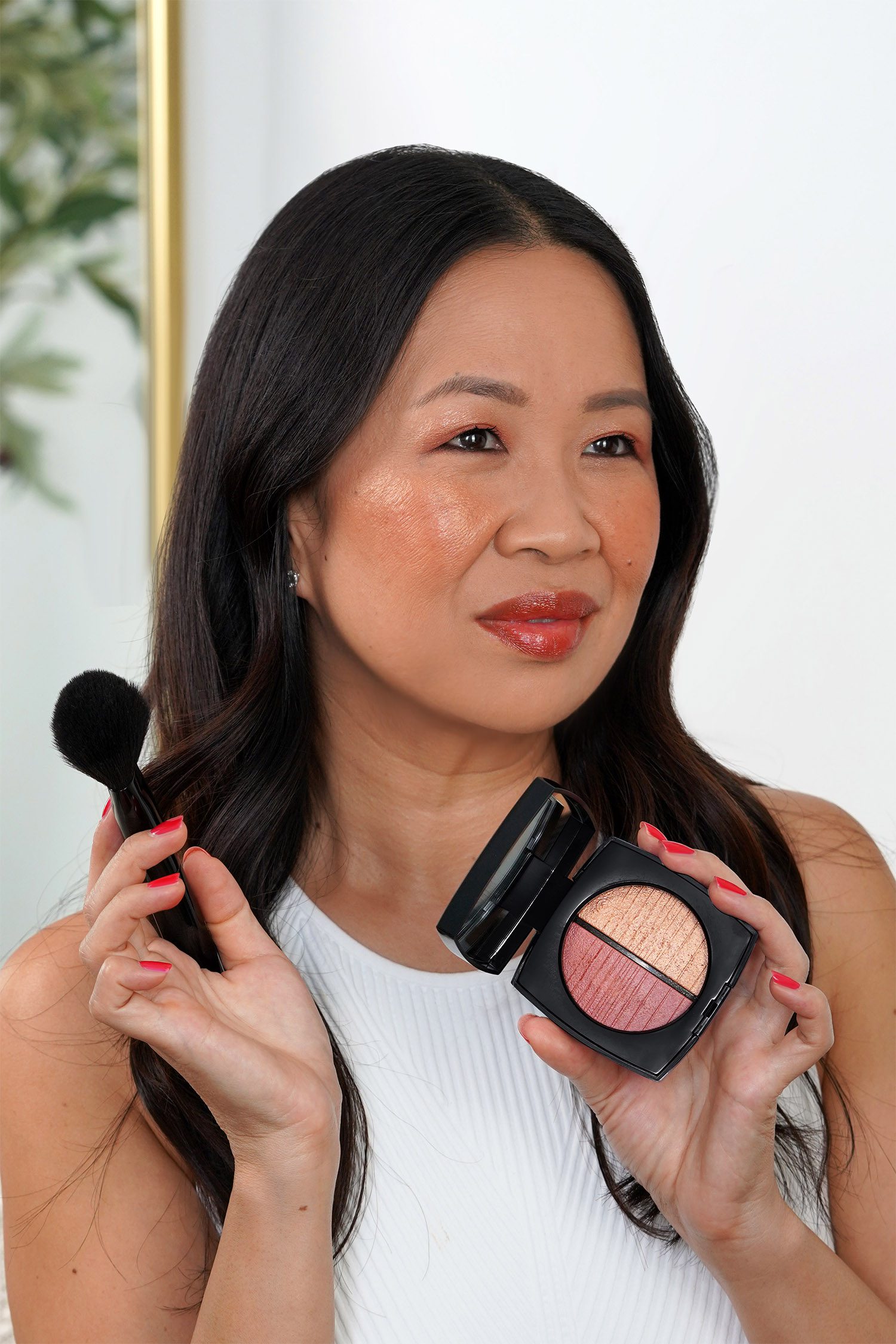 Chanel Les Beiges Healthy Glow Natural Eyeshadow Palette in Golden