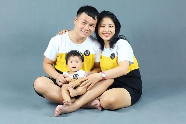 chup anh gia dinh 3 nguoi dep