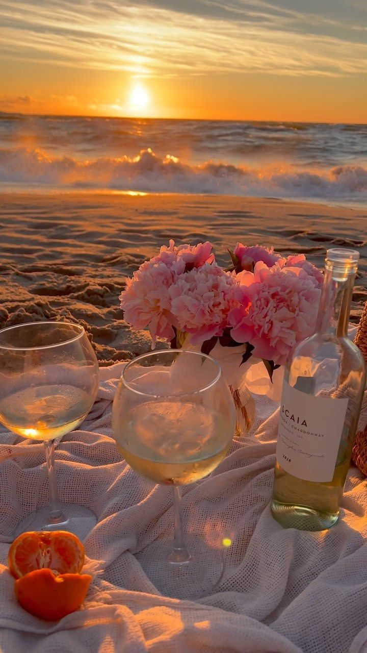 Trời xanh nhạt dần theo ánh nắng hoàng hôn