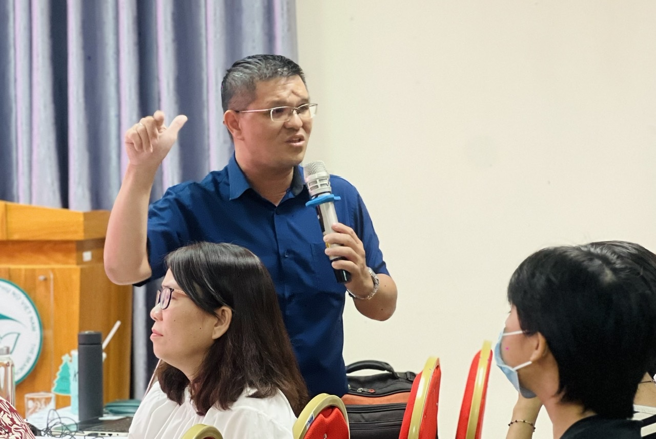 Sao con trai mặc váy lại bị... cười cợt, kỳ thị? - 3