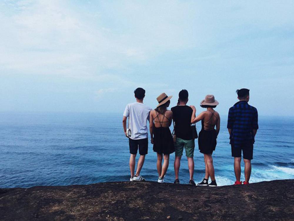 Phong cách quay lưng “so deep”