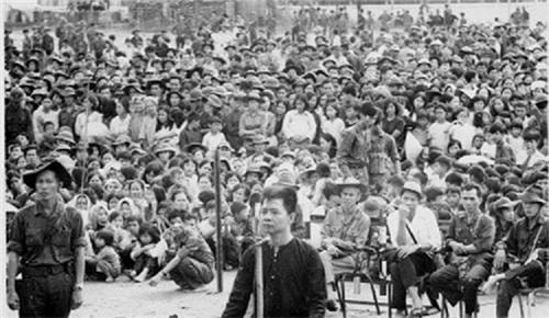 Không phải khi Dương Văn Minh tuyên bố đầu hàng, quân đội Việt Nam Cộng hòa hoàn toàn buông súng