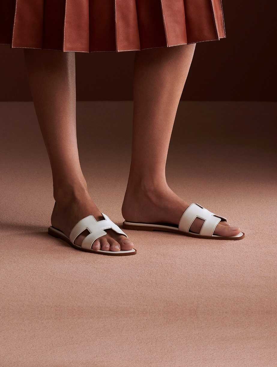 gia ban chinh hang cua nhung doi dep hermes nu dinh dam.3