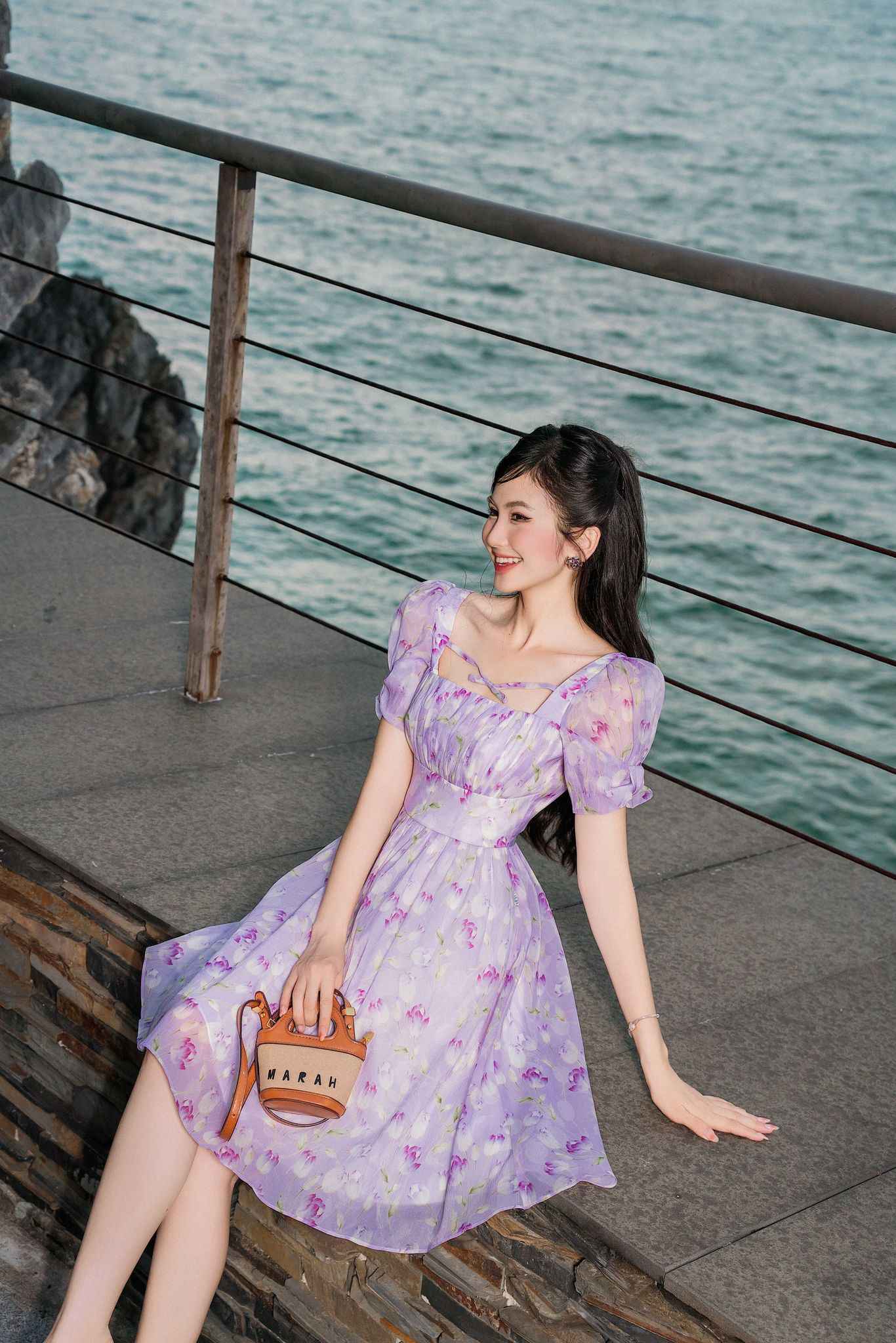 dam-dang-xoe-tay-phong-phoi-day-dan-nguc-ld202 (4)