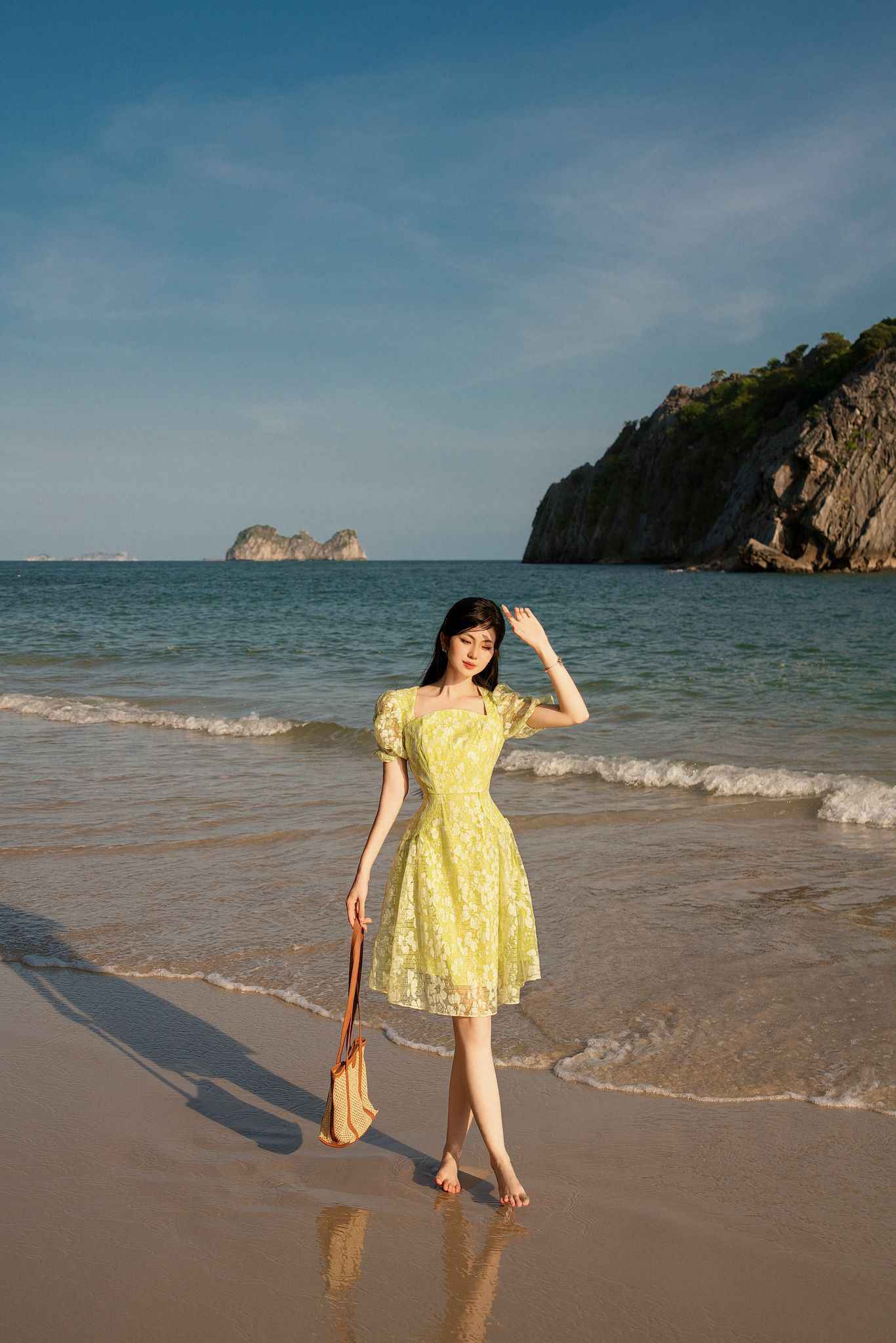 dam-dang-xoe-phoi-co-vuong-cao-ld195 (2)