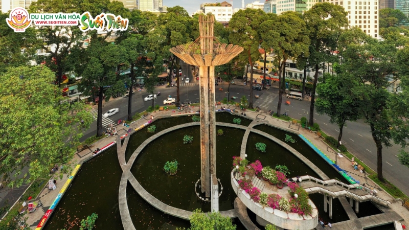 Hồ Con Rùa là địa điểm hẹn hò ở Sài Gòn cho các cặp đôi (Nguồn: Sưu Tầm)