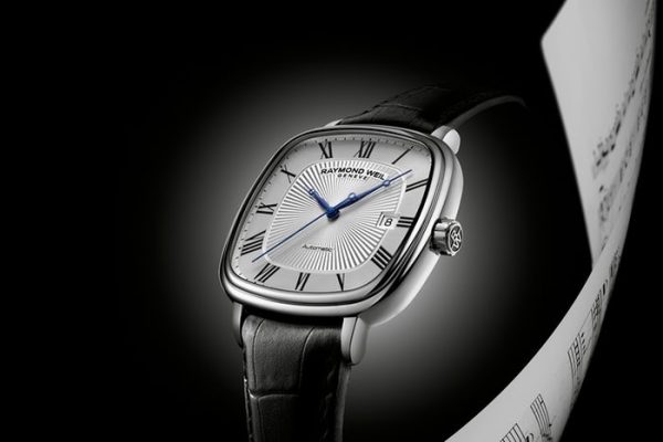 Đồng hồ Raymond Weil mặt vuông nét cổ điển đang dần biến mất