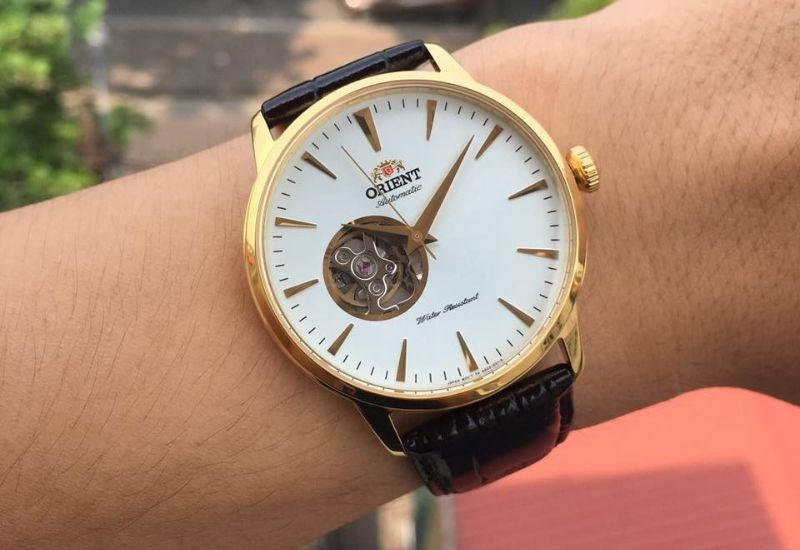 Đồng hồ máy EPSON được sử dụng khá phổ biến hiện nay