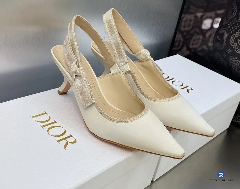 Top 7 giày cao gót Dior​ được ưa chuộng hiện nay 2026