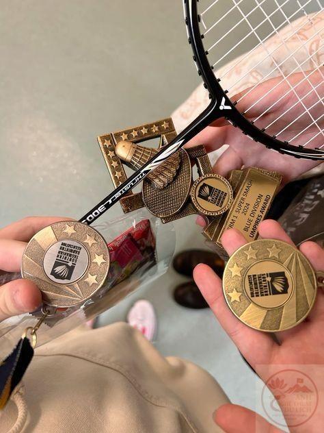 Sự sắc sảo tinh tế tạo nên phong thái kiên định trong từng khung hình