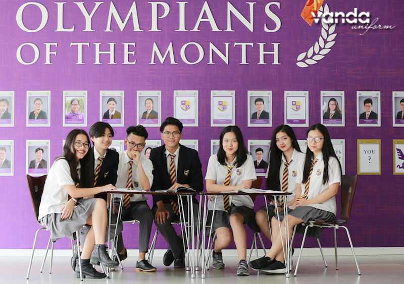 dong-phuc-truong-olympia