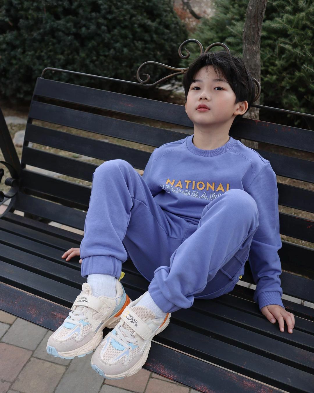 Ảnh con trai 9 tuổi đẹp thường khiến người xem mỉm cười bởi sự vô tư đáng yêu