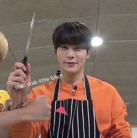 Cầm dao là phong cách, không phải ý đồ