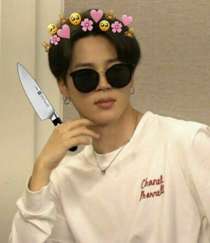 Dao trong tay, lời ngọt ngào trong miệng