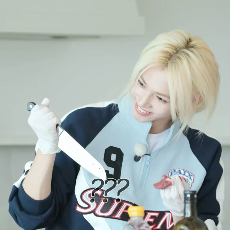 Em chỉ muốn yêu, không muốn làm sát thủ