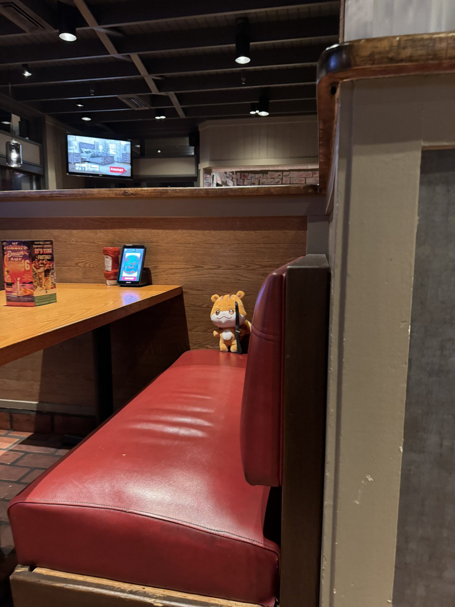 Tui không muốn bạo lực đâu, mà phải dùng