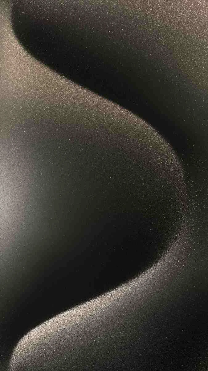 Hình nền iPhone 15 màu vàng