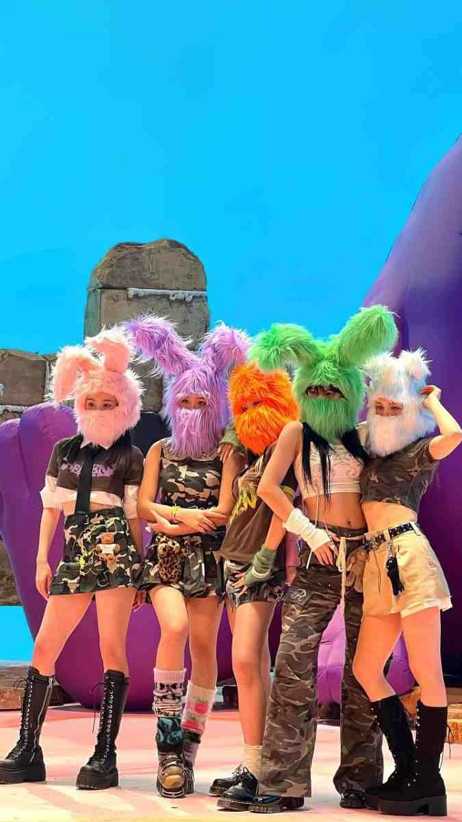 Hình ảnh nhóm nhạc 5 thành viên