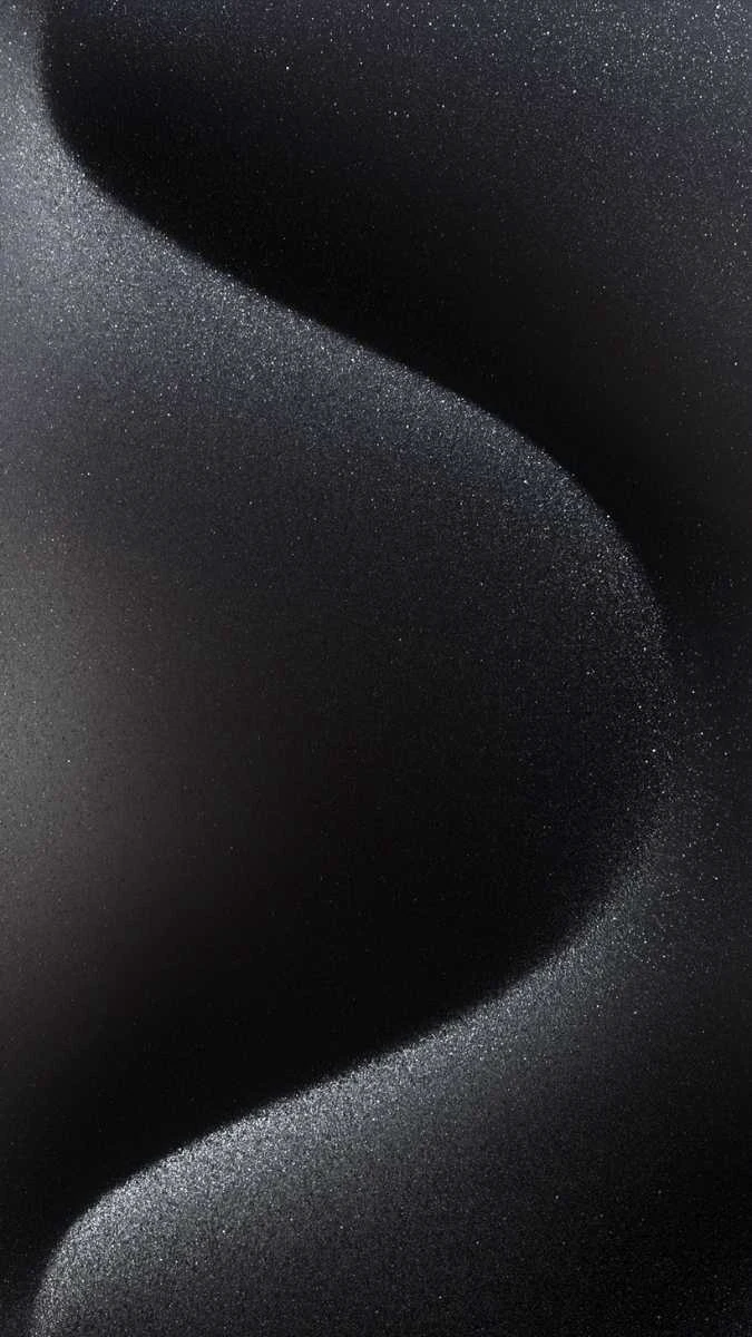 Hình nền iPhone 15 màu đen tinh tế
