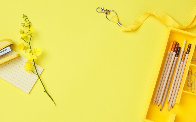 hình nền màu vàng cute