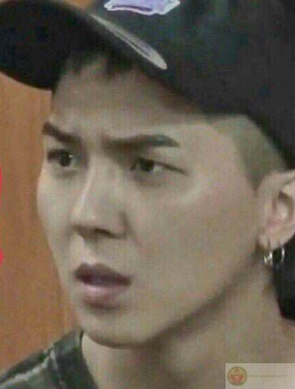 Meme hoang mang hài hước giúp xua tan áp lực và mang lại tiếng cười bất ngờ