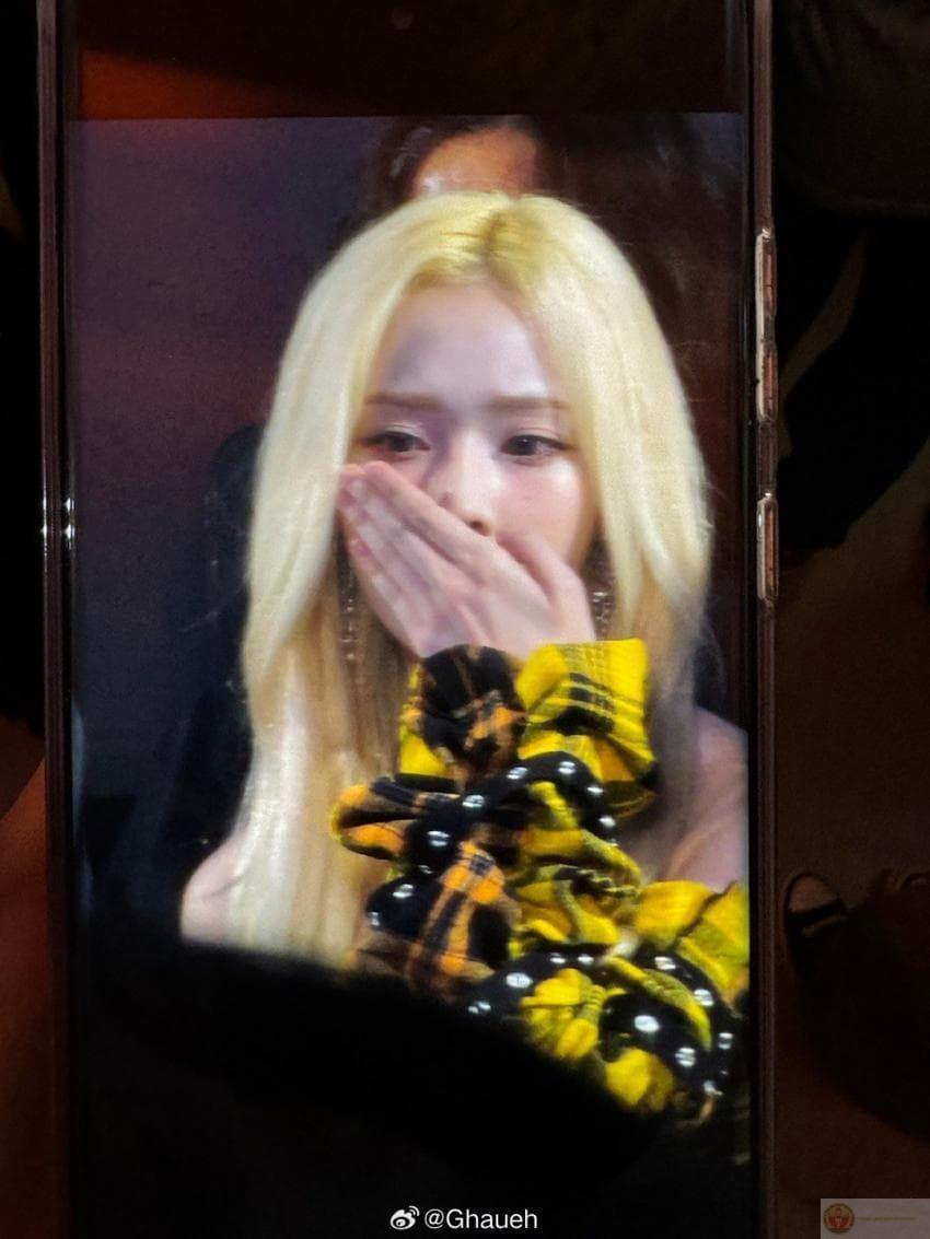 Một chiếc meme hoang mang bá đạo khiến cuộc trò chuyện căng thẳng lập tức nhẹ nhõm