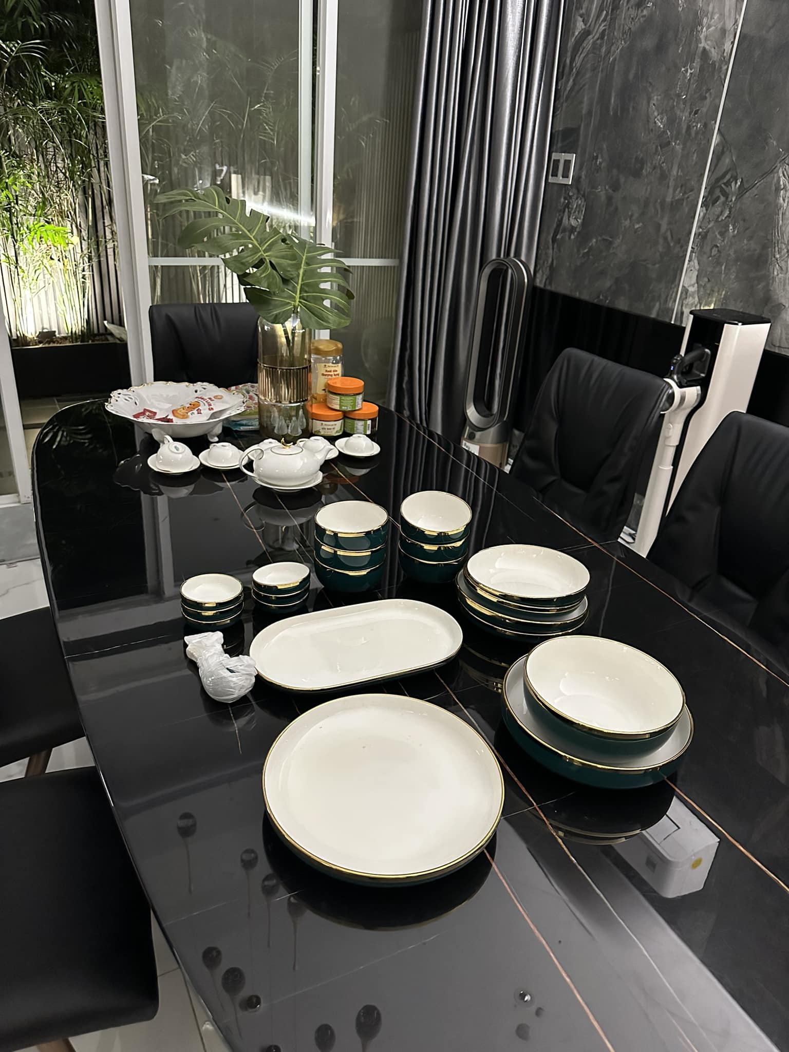 Trâm Anh hé lộ được người ấy sắm sửa nội thất cho.