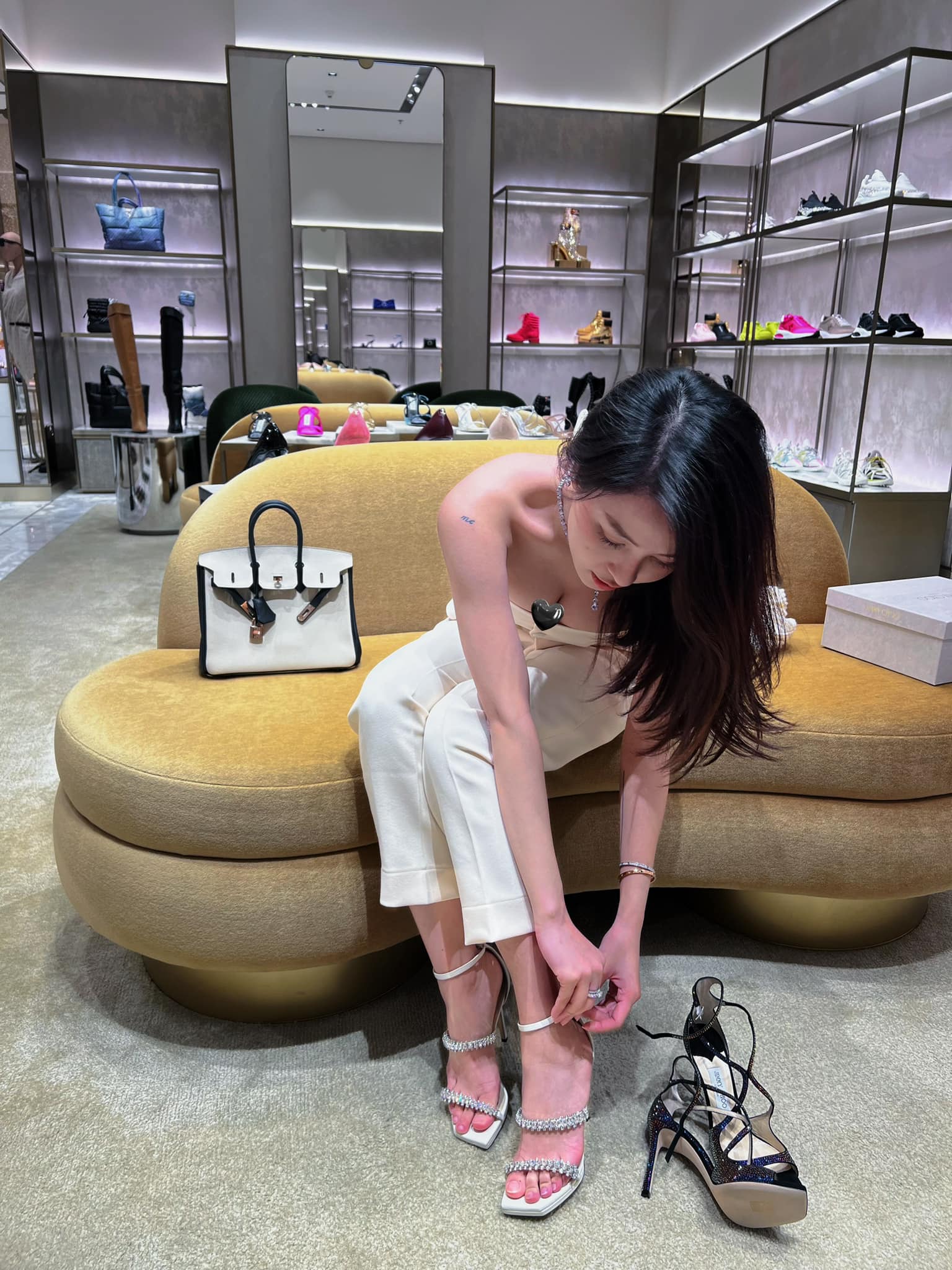 Người đẹp hạnh phúc khi có được người bạn trai tâm lý.