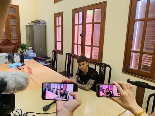 Những giọt nước mắt của hình tượng giang hồ Khá Bảnh 7