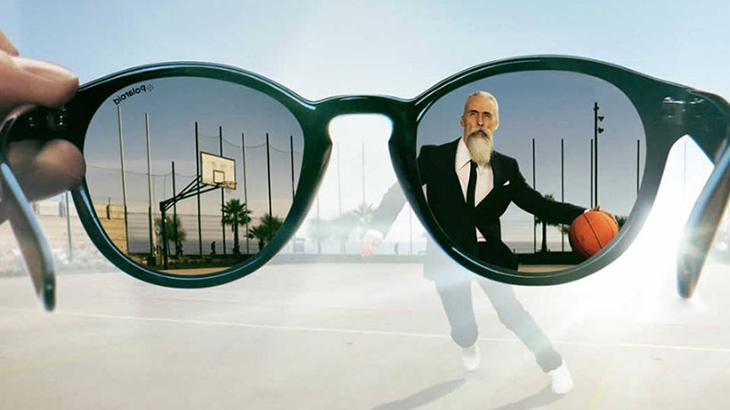 Mắt kính Polaroid được thiết kế thanh lịch, tinh tế với vẻ đẹp của thời gian