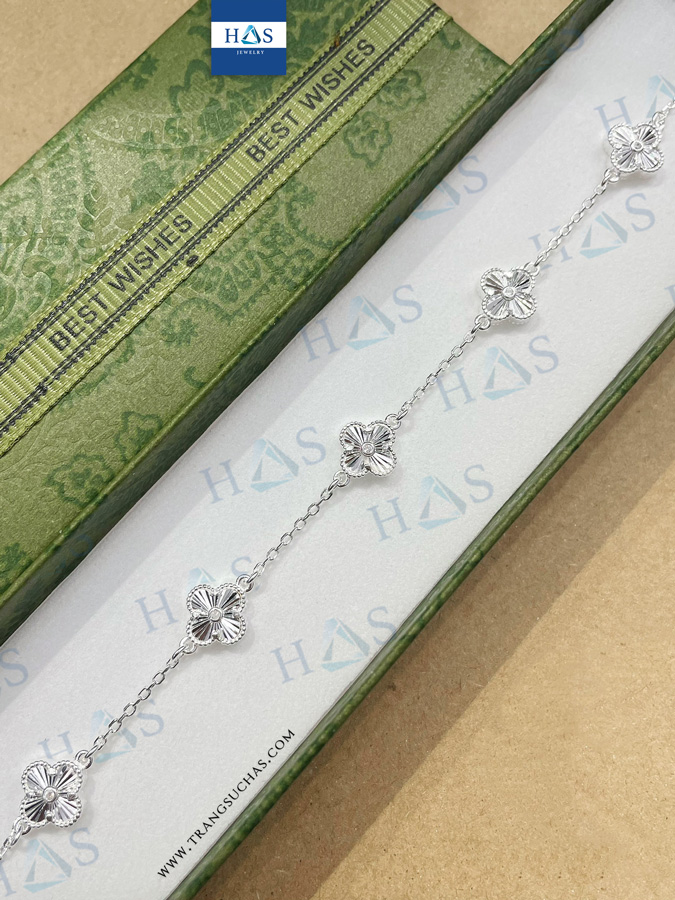 lắc tay cỏ bốn lá trắng HAS