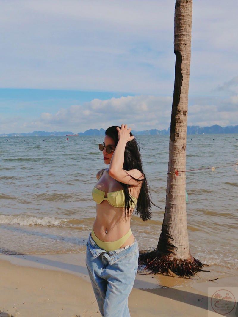 Diệp Lâm Anh sexy