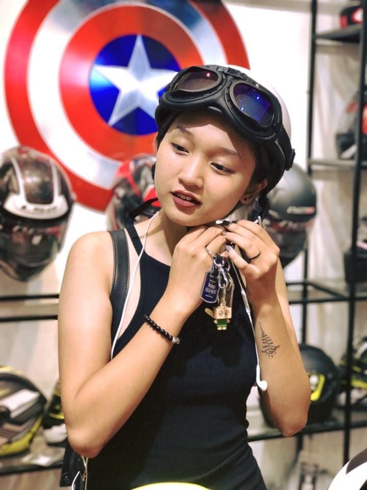 mu bao hiem nua dau kinh phi cong hr1 lon cute 26